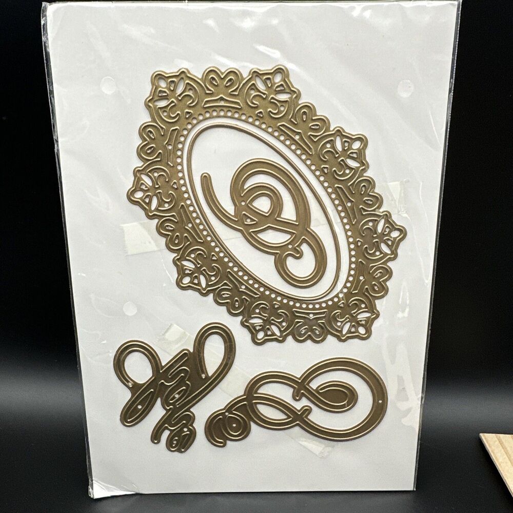 Anna Griffin Mini Oval Frame Die & 3D Embossing Folder Layered Lattice set